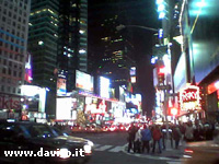 Broadway a Times Square (cliccare per ingrandire)