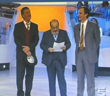 Maurizio Costanzo con Enzo Iacchetti e Gianluca Guidi a "Buona Domenica" su Canale 5