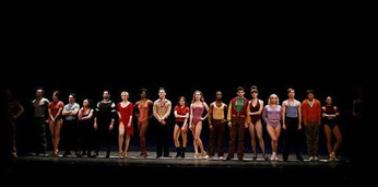 Il cast della nuova edizione di "A Chorus Line" alla presentazione in conferenza stampa