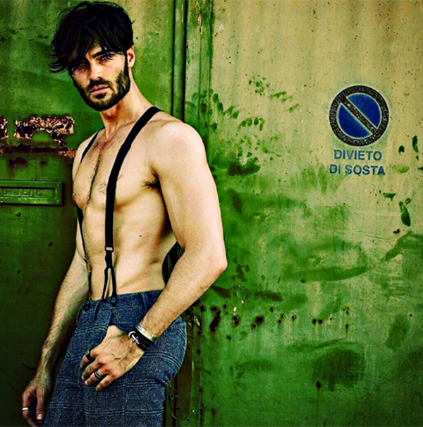 Giulio Berruti: "superdotato"... è il fratello Giulio Berruti: "superdotato"... è il fratello