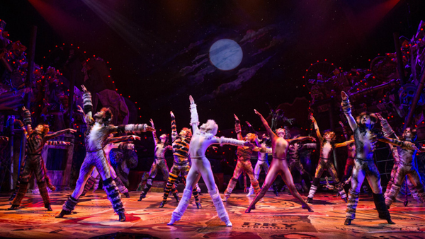 Chiude a Broadway il revival di "Cats" Chiude a Broadway il revival di "Cats"