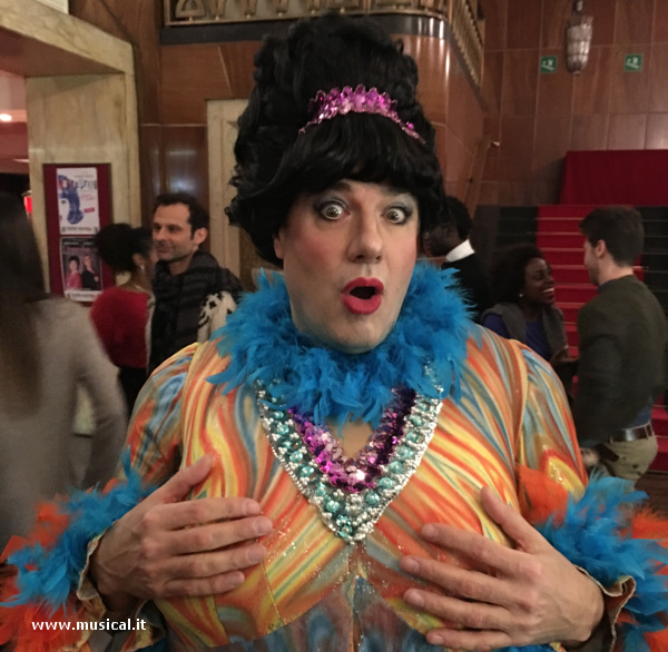 Giampiero Ingrassia è Mammina Edna! Giampiero Ingrassia è Mammina Edna!