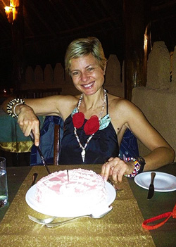 49 candeline per Antonella Elia 49 candeline per Antonella Elia