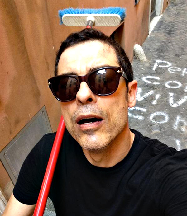 Alessandro Gassmann... spazzino Alessandro Gassmann... spazzino