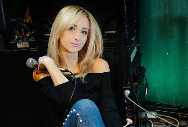 Valentina Gullace: il mio primo disco! Valentina Gullace: il mio primo disco!