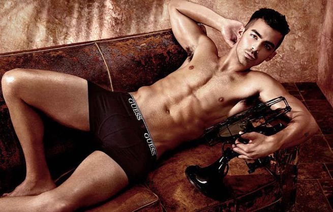 Joe Jonas... in mutande Joe Jonas... in mutande