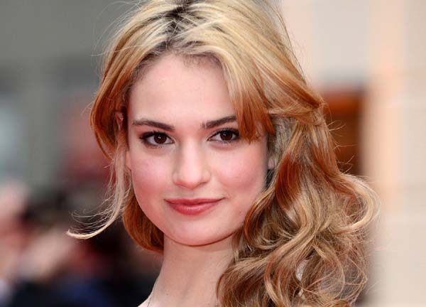 Lily James nel sequel di "Mamma Mia!" Lily James nel sequel di "Mamma Mia!"