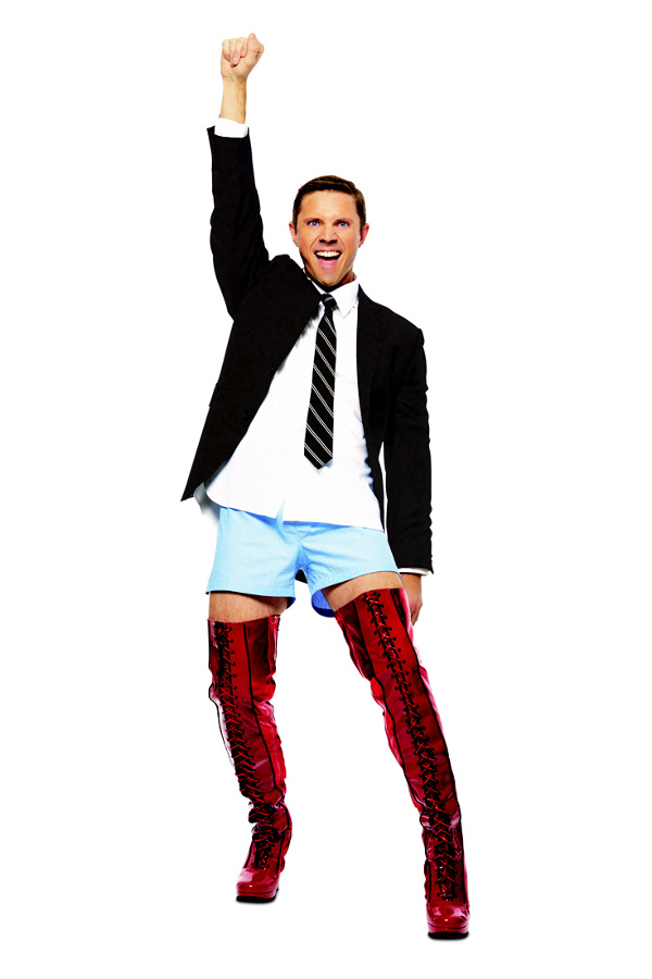 FOTOSCATTO: Jake Shears in "Kinky Boots" FOTOSCATTO: Jake Shears in "Kinky Boots"