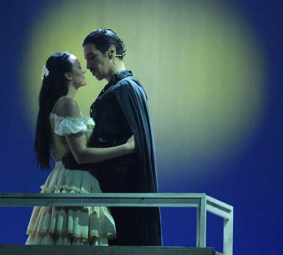 Una foto di scena da Zorro  (by Federico Riva): Alberta Izzo e Michel Altieri