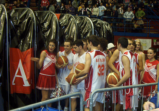 Il cast di "High School Musical"al Mediolanum Forum