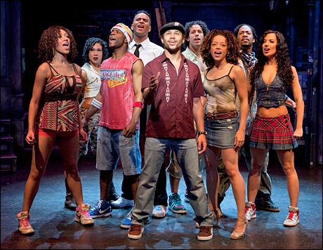 Una scena da "In The Heights" con Corbin Bleu