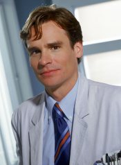 Robert Sean Leonard