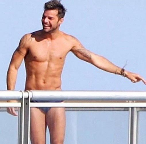 Prova costume superata per Ricky Martin