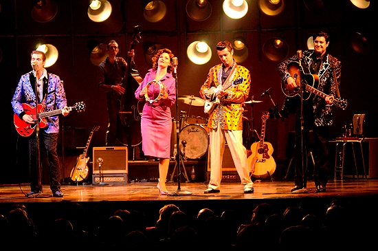 Una foto di scena di "Million Dollar Quartet"