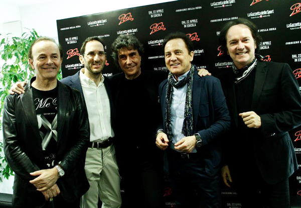 I Pooh con il giornalista Marco Sacco, curatore dell'opera