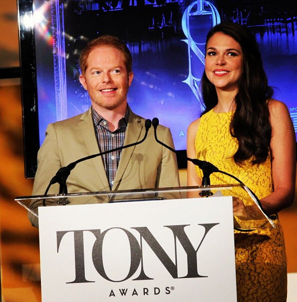 Jesse Tyler e Sutton Foster durante l'annuncio delle candidature