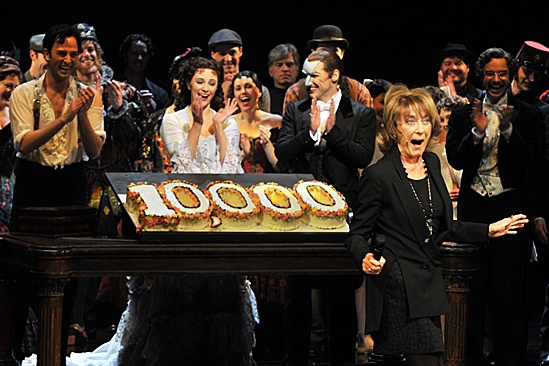 10000 repliche per "The Phantom of the Opera" 10000 repliche per "The Phantom of the Opera"