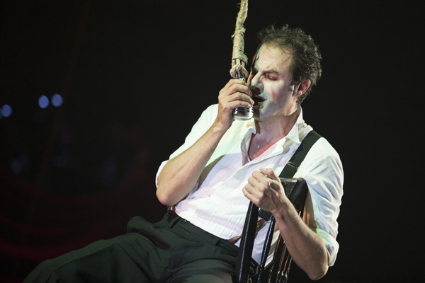Giampiero Ingrassia in "Cabaret" Giampiero Ingrassia in "Cabaret"