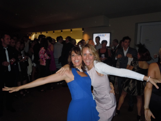 Arianna balla con Alice Mistroni nell'after-show della prima di "Mamma Mia!" Arianna balla con Alice Mistroni nell'after-show della prima di "Mamma Mia!"