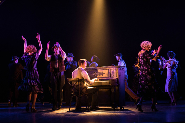 Una foto di scena Una foto di scena